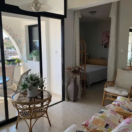 Panorama Hills Apartament Voroklini